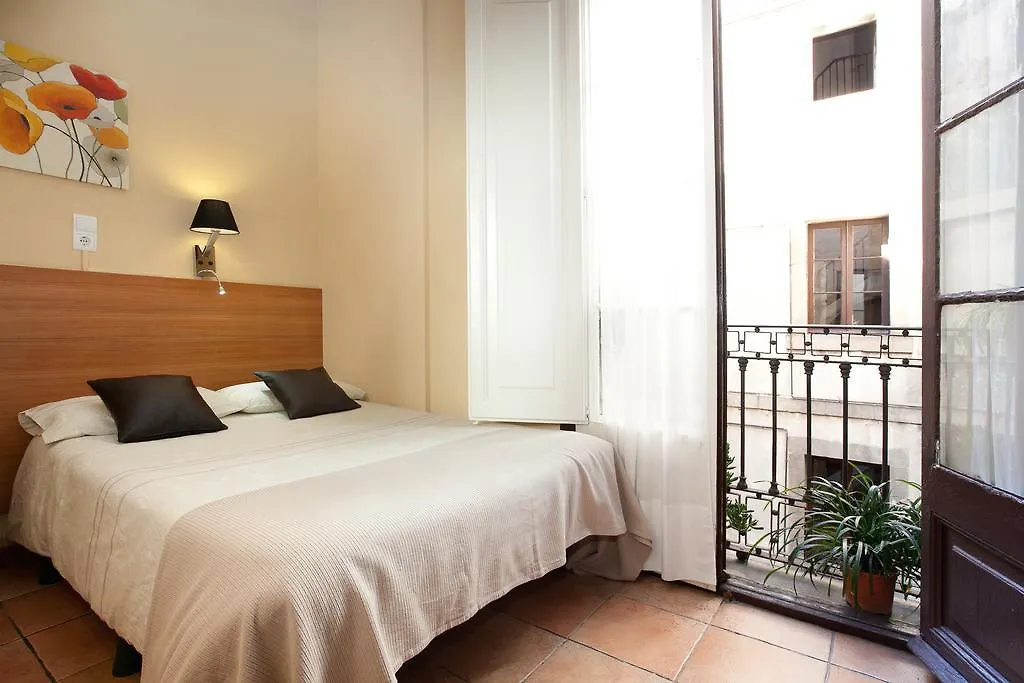 Pension Mariluz Barcelona Guest house