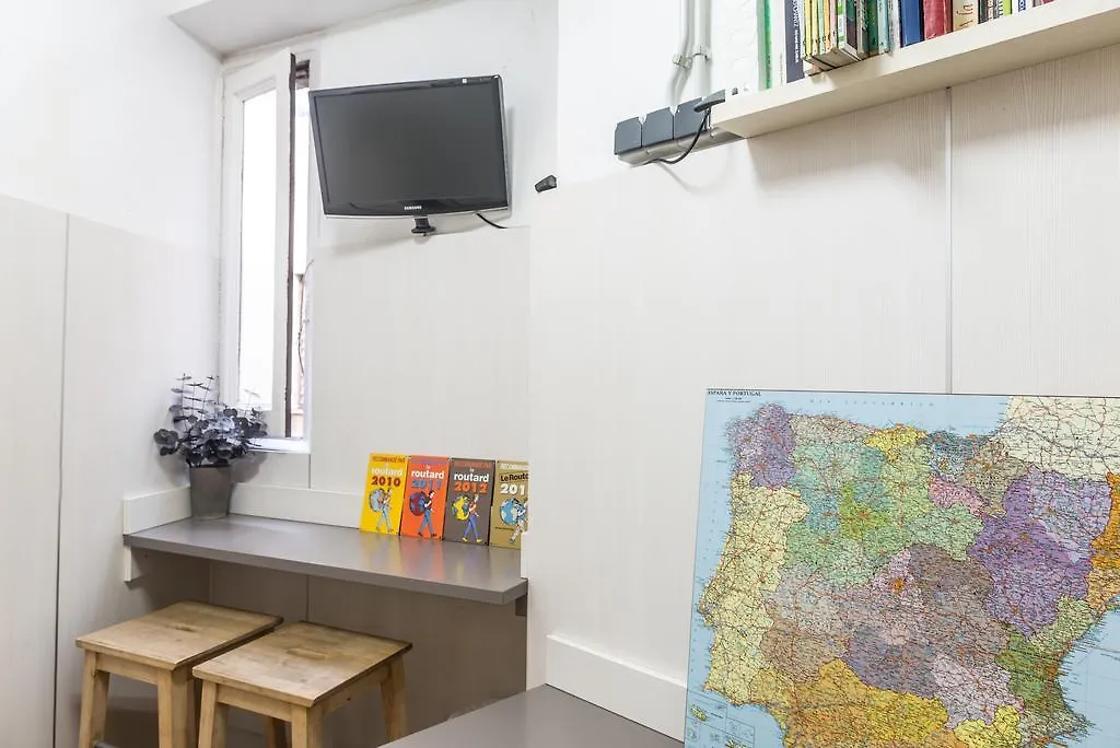Pension Mariluz Barcelona 2*,  Spain