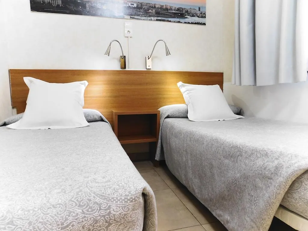 Pension Mariluz Barcelona 2*,  Spain